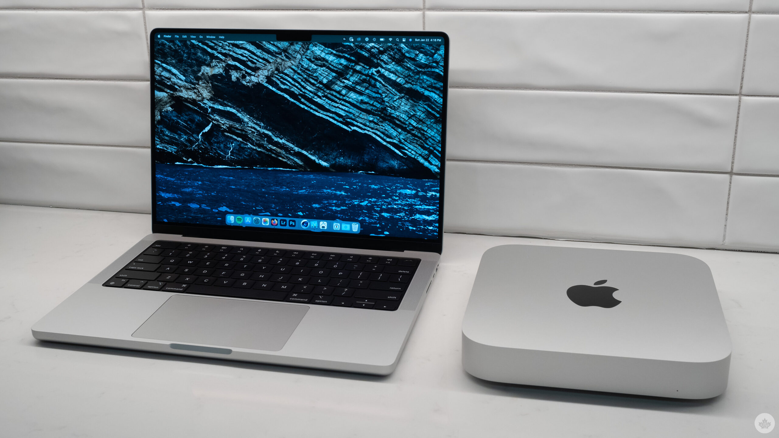 MacBook Pro/Mac mini 2023